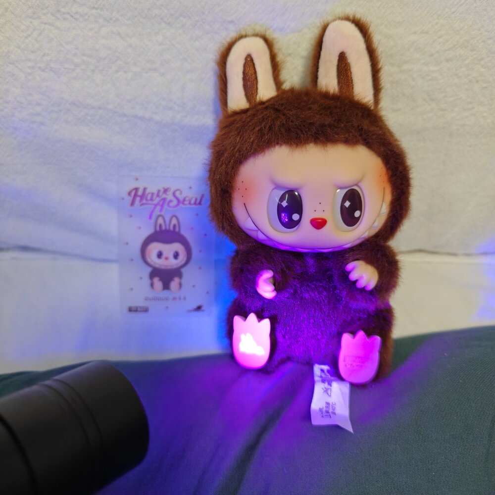 Pop Mart Have A Seat Labubu DuoDuo - Picture 8 of 9